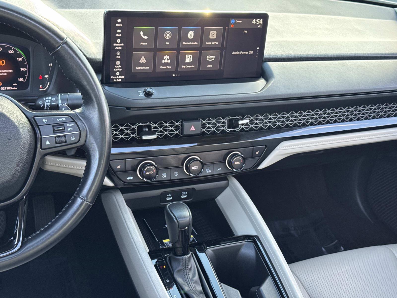 Certified 2025 Honda Accord EX-L image 3