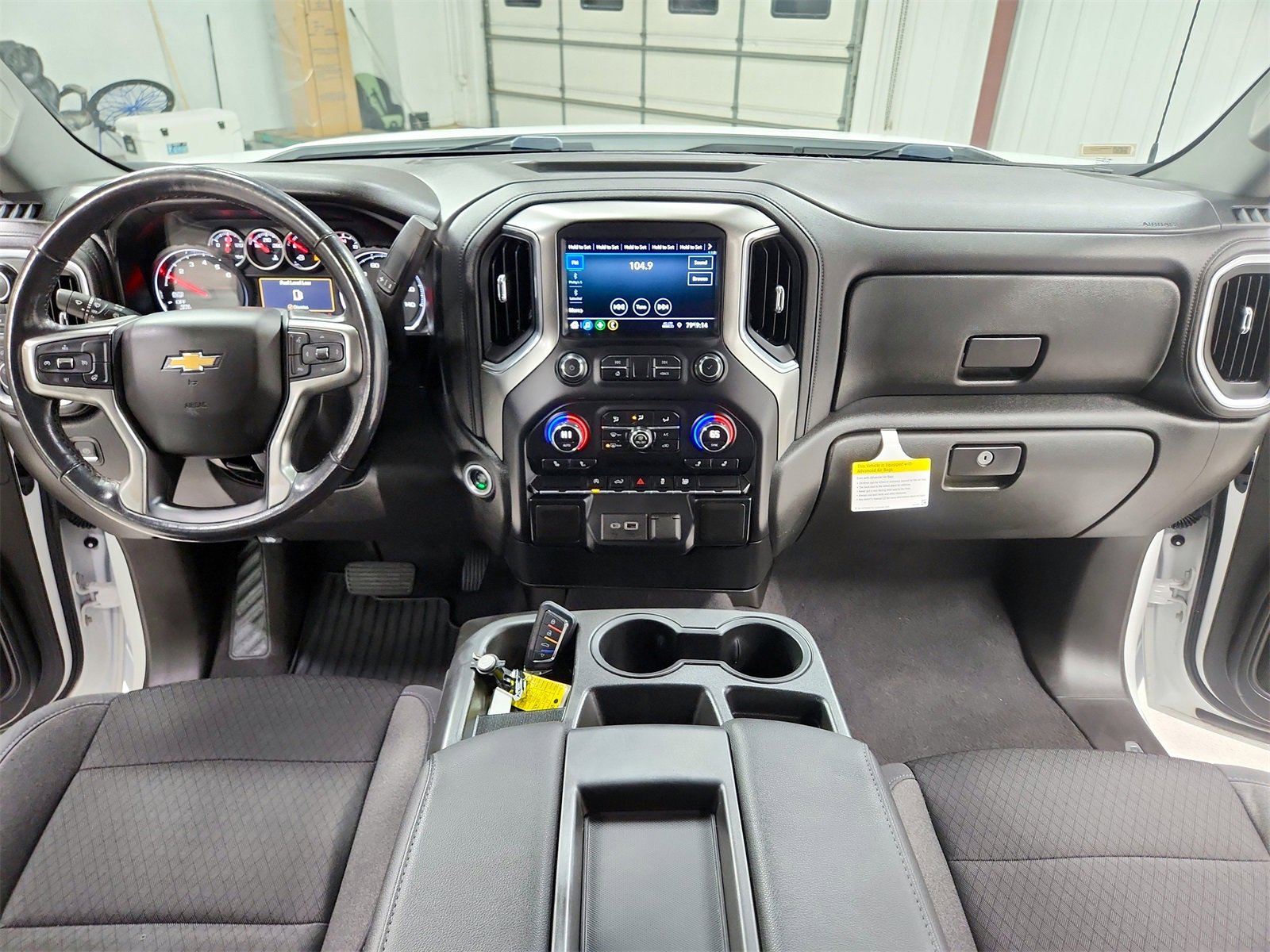 Used 2021 Chevrolet Silverado 1500 LT image 25
