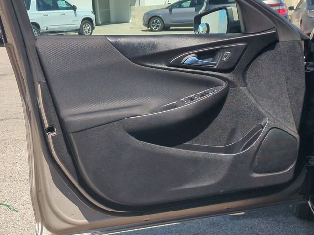 Used 2023 Chevrolet Malibu LT FWD image 31