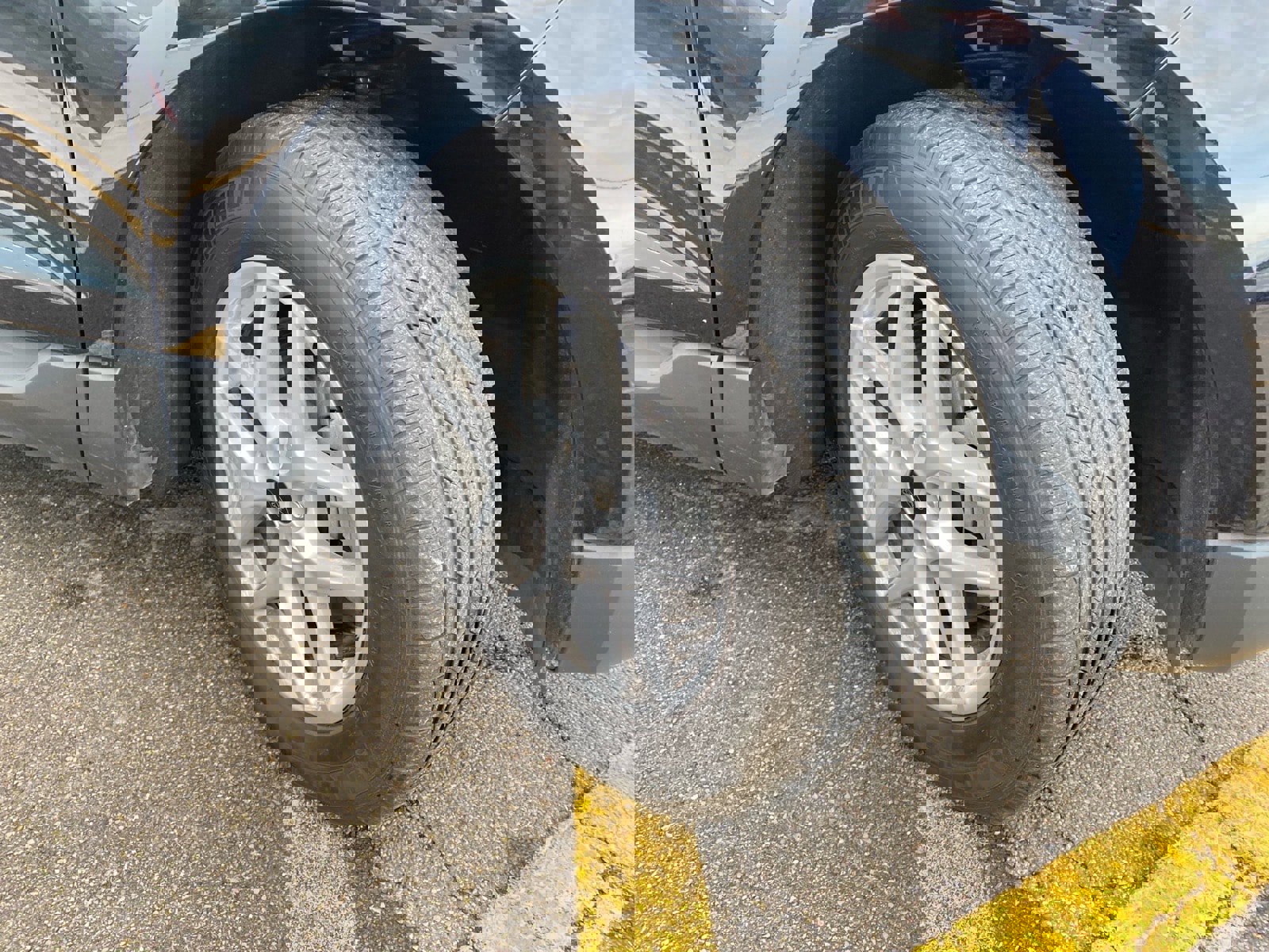 Used 2024 Ford Edge SEL w/ Convenience Package image 25