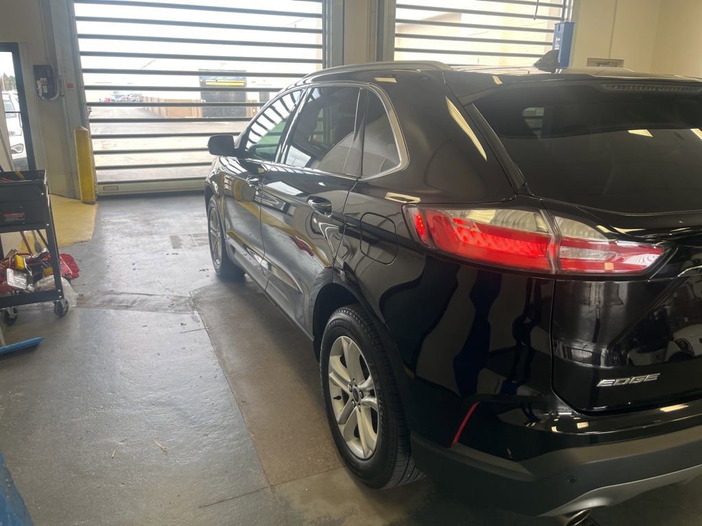 Used 2020 Ford Edge SEL image 6