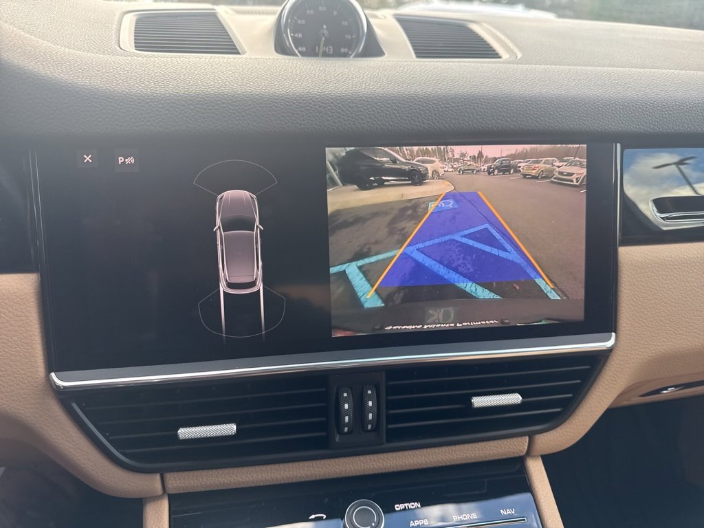 Used 2021 Porsche Cayenne E-Hybrid image 7