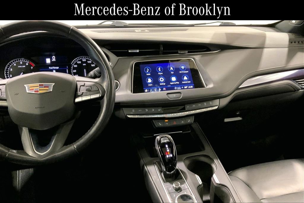 Used 2023 Cadillac XT4 Luxury w/ Cold Weather Package image 6