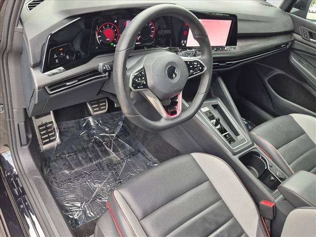 Used 2022 Volkswagen GTI SE FWD image 10