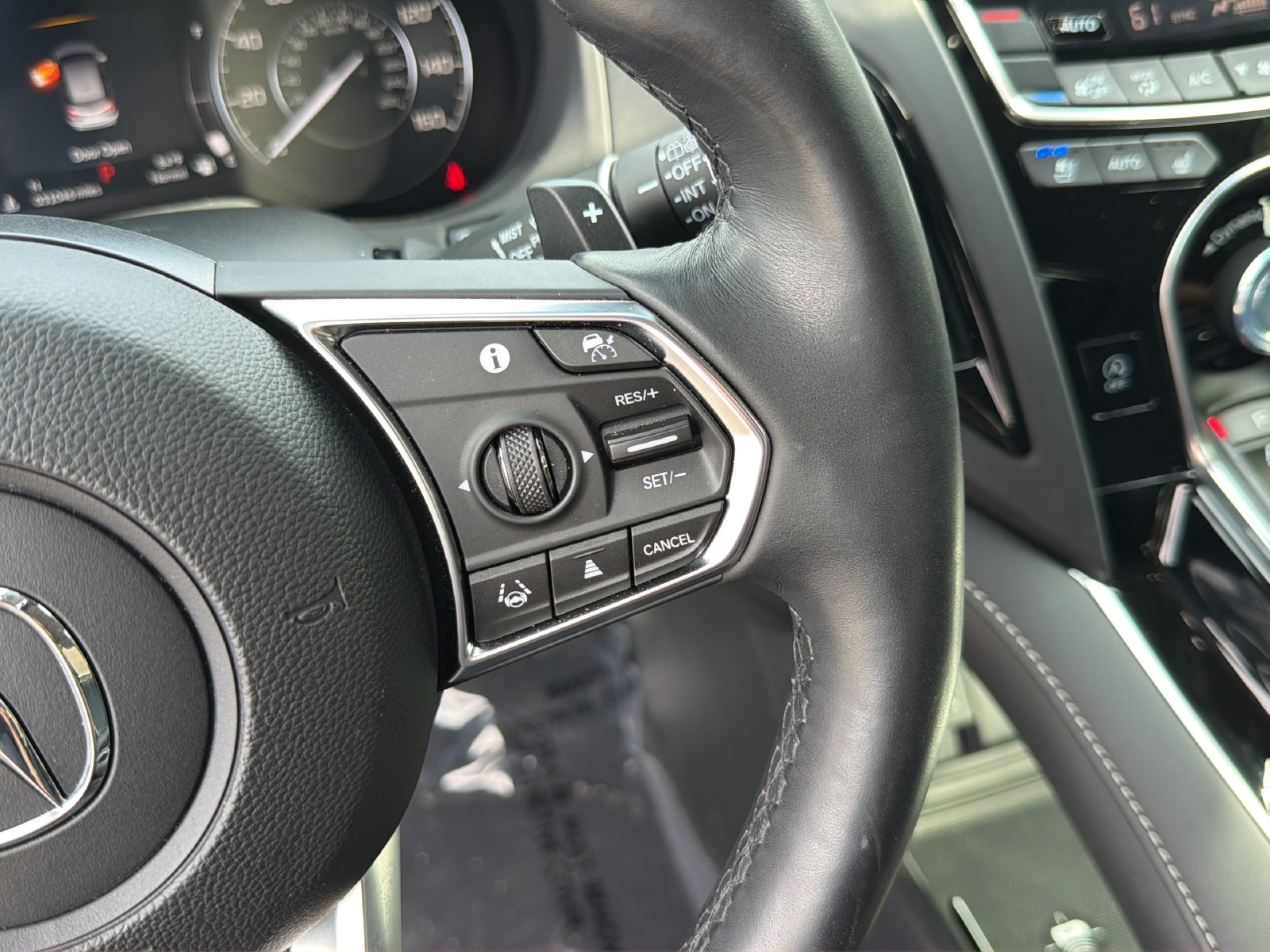 Used 2024 Acura RDX w/ Advance Package AWD/4WD image 18