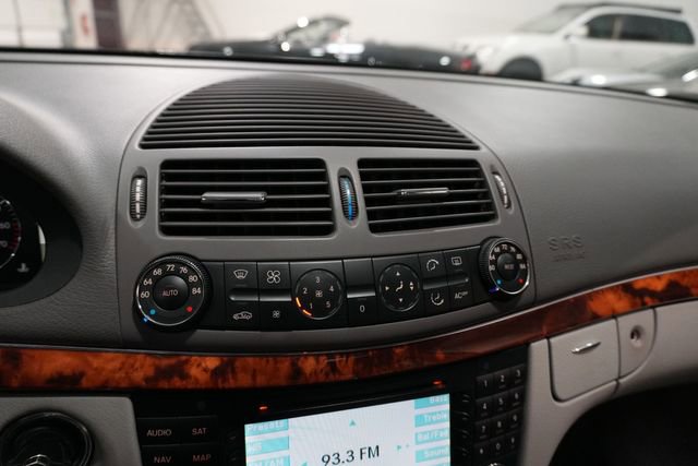 Used 2004 Mercedes-Benz E 320 Sedan image 22