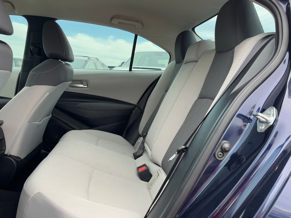 Used 2020 Toyota Corolla LE image 7