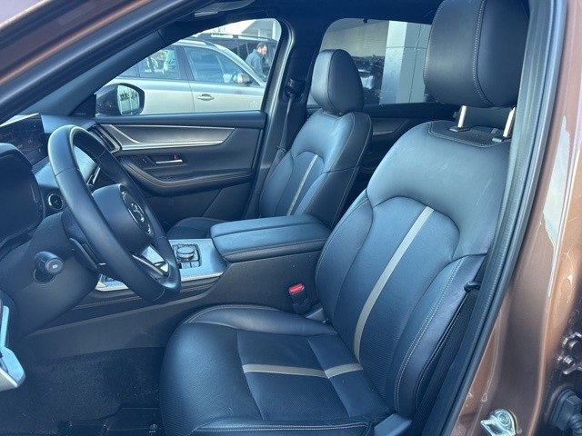 Used 2025 MAZDA CX-70 Plug-In Hybrid w/ Premium Plus image 12