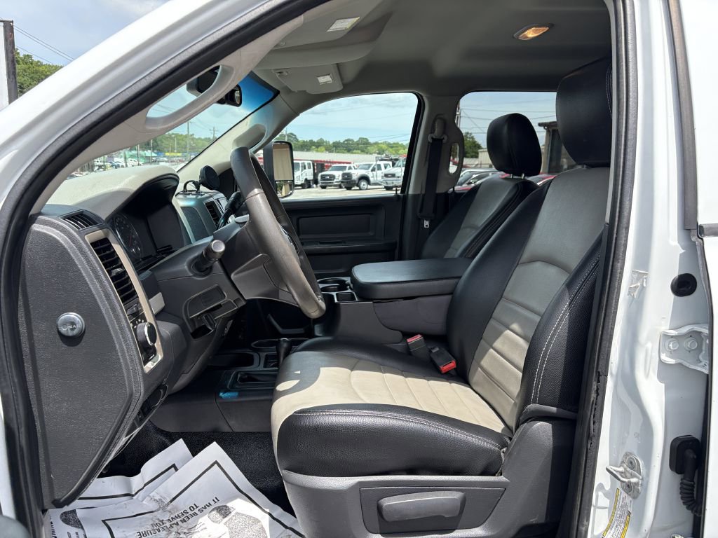 Used 2012 RAM 5500 4x4 Crew Cab w/ Cold Weather Group image 10