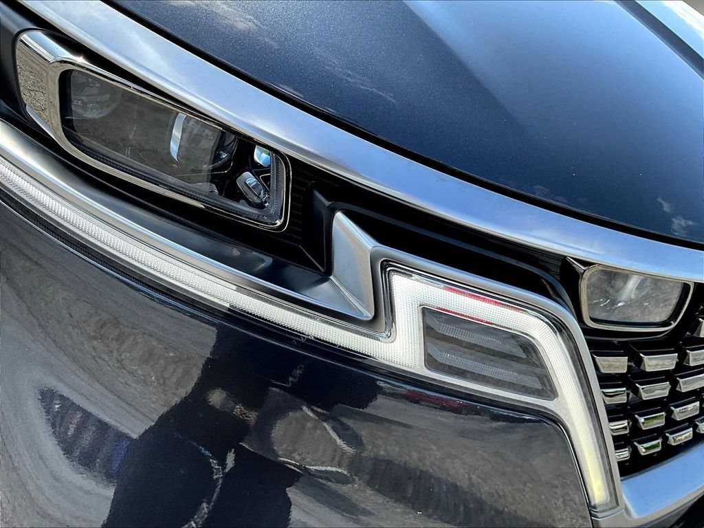 Used 2023 Kia Carnival SX Prestige FWD image 35