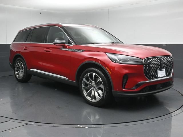 Certified 2025 Lincoln Aviator Reserve w/ Illumination Package AWD/4WD image 1