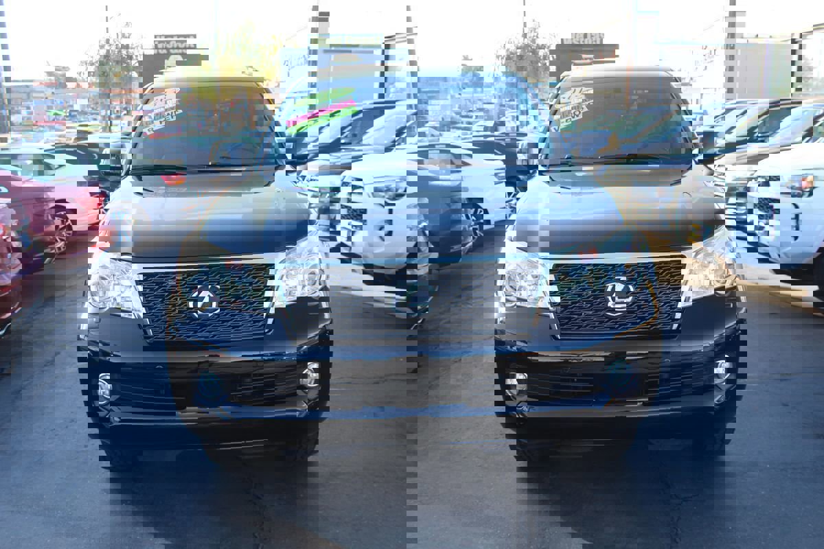 Used 2013 Lexus GX 460 Premium image 3