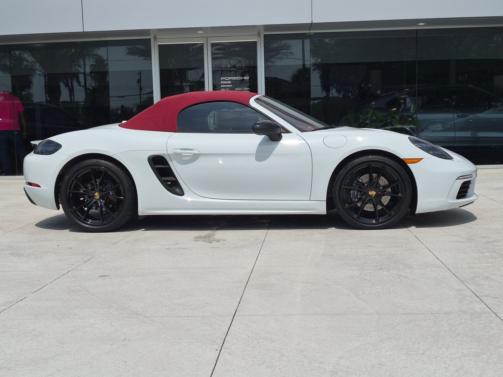 Certified 2022 Porsche 718 Boxster RWD image 8