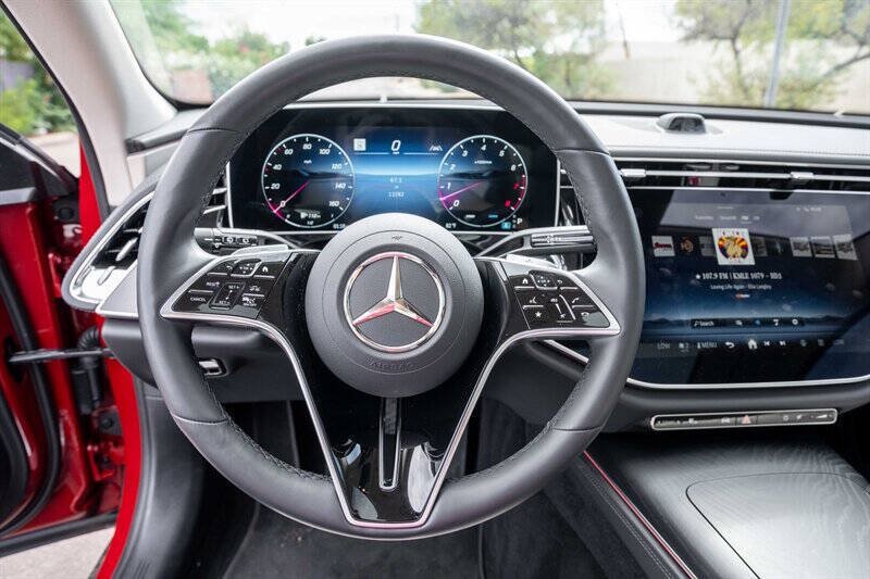 Used 2025 Mercedes-Benz E 450 image 12