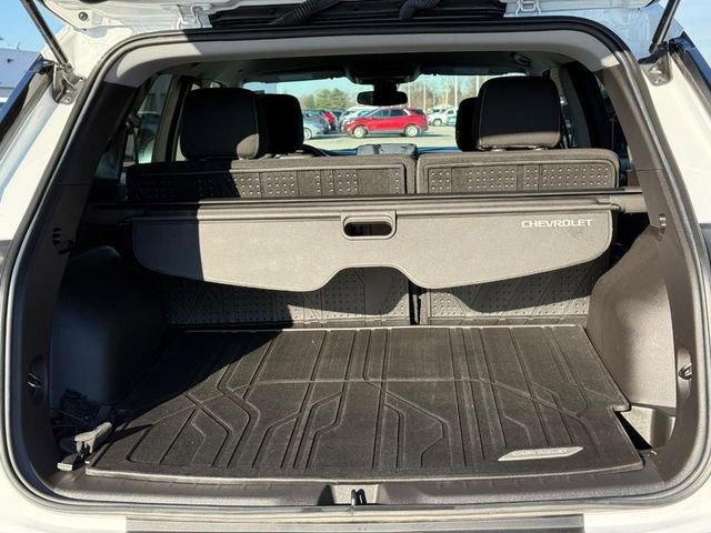 Used 2023 Chevrolet Blazer LT w/ Midnight/Sport Edition image 6