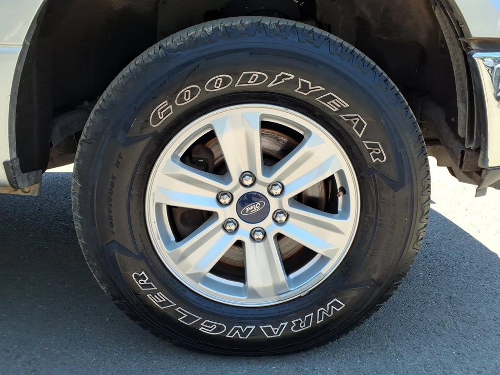 Used 2018 Ford F150 XLT w/ Trailer Tow Package AWD/4WD image 19