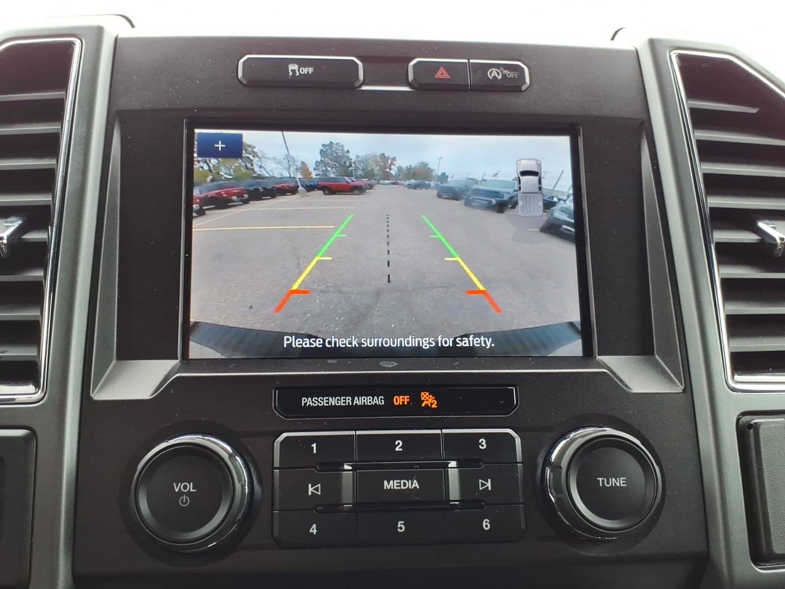 Used 2020 Ford F150 XLT w/ Equipment Group 302A Luxury AWD/4WD image 17