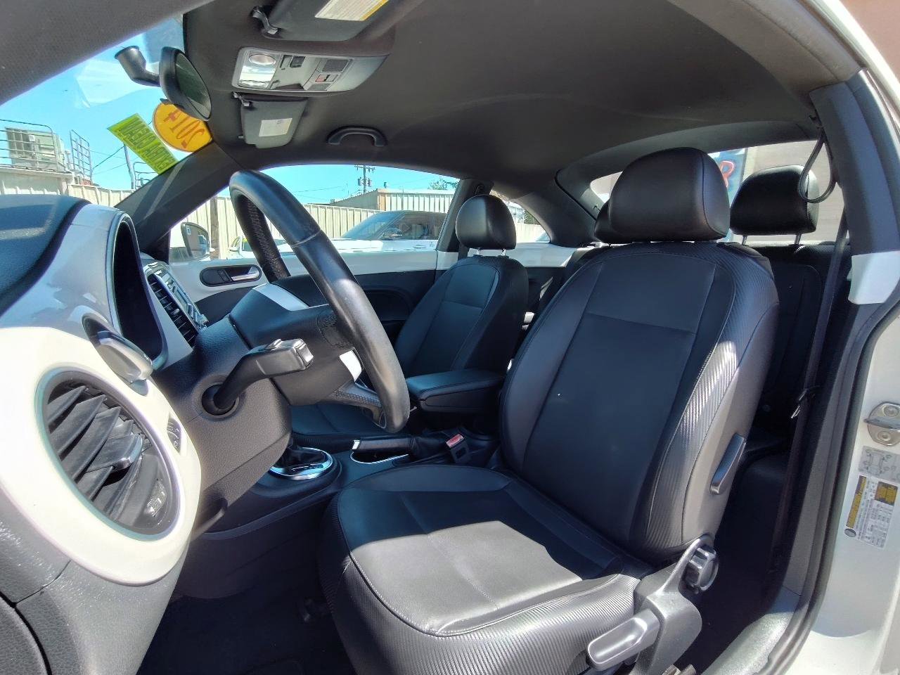 Used 2014 Volkswagen Beetle 2.5 image 15