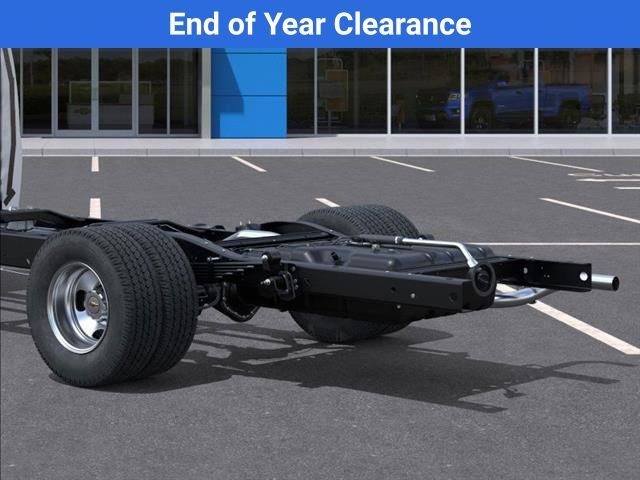 New 2025 Chevrolet Express 4500 w/ Power Convenience Package image 12