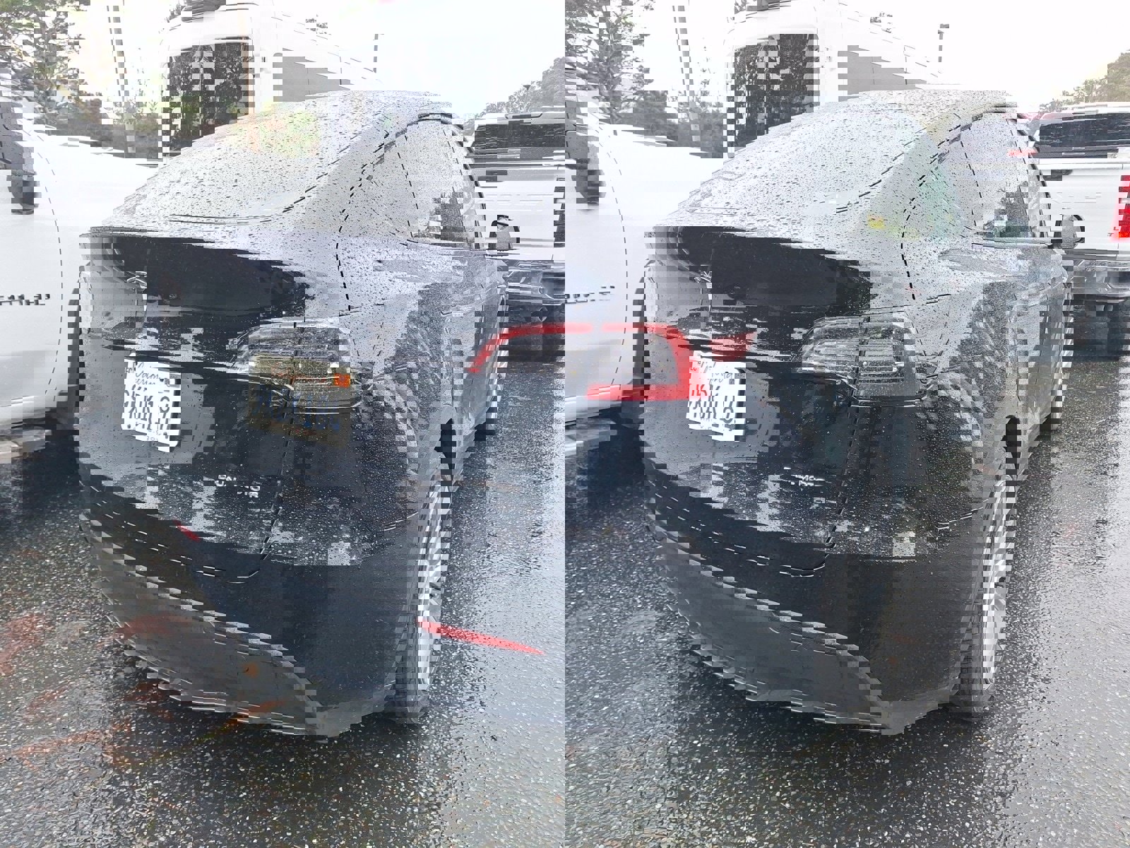 Used 2023 Tesla Model Y Long Range image 4