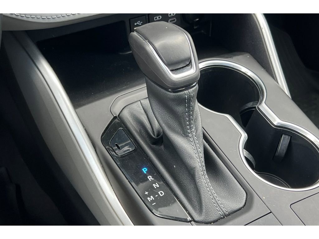 Used 2023 Toyota Highlander XLE image 25