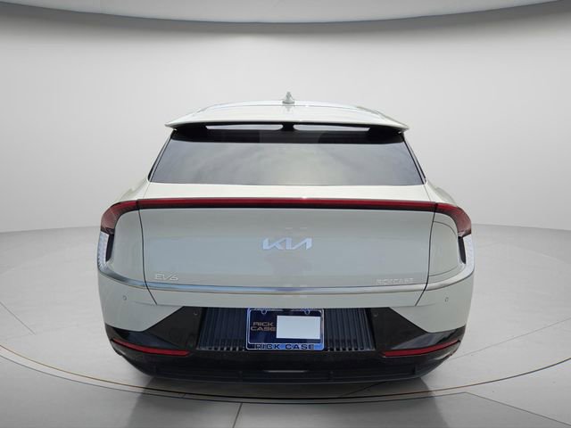 Used 2023 Kia EV6 Wind w/ Wind Technology Package RWD image 5