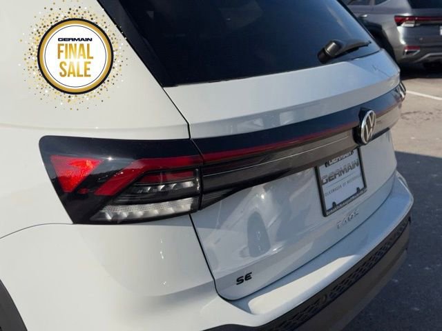 New 2026 Volkswagen Taos SE image 12
