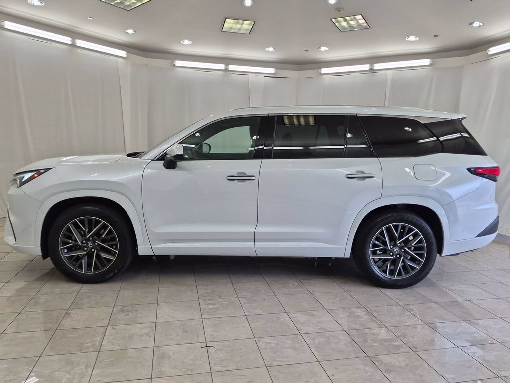 Used 2025 Lexus TX 350 AWD w/ Technology Package image 5