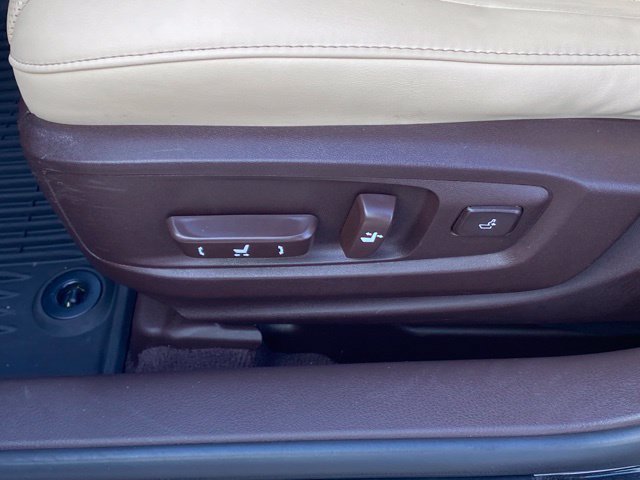 Used 2016 Lexus ES 350 w/ Navigation System Package FWD image 32