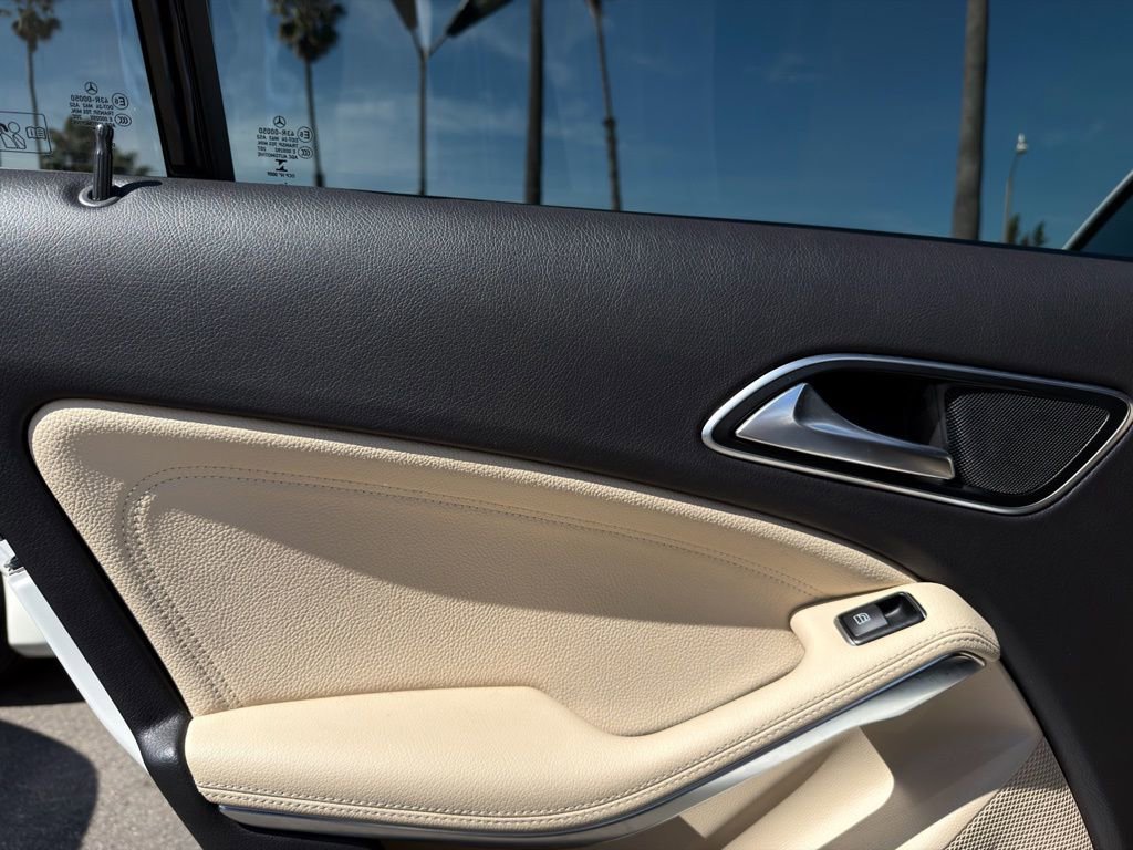 Used 2019 Mercedes-Benz CLA 250 image 41