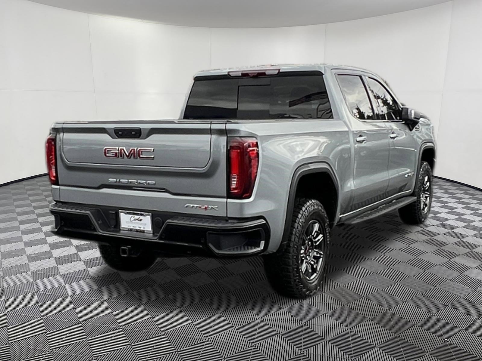 Used 2024 GMC Sierra 1500 AT4X AWD/4WD image 6