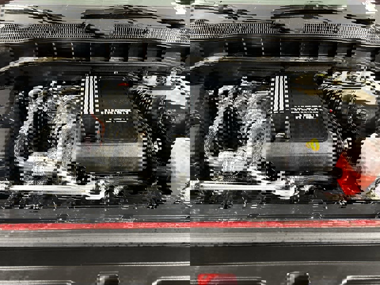 Used 2025 GMC Sierra 1500 AT4 w/ AT4 Premium Package image 11