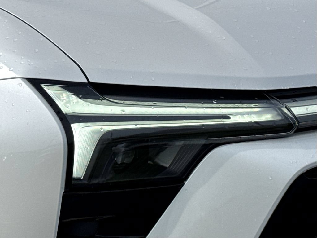 Used 2025 Chevrolet Blazer EV RS AWD/4WD image 5