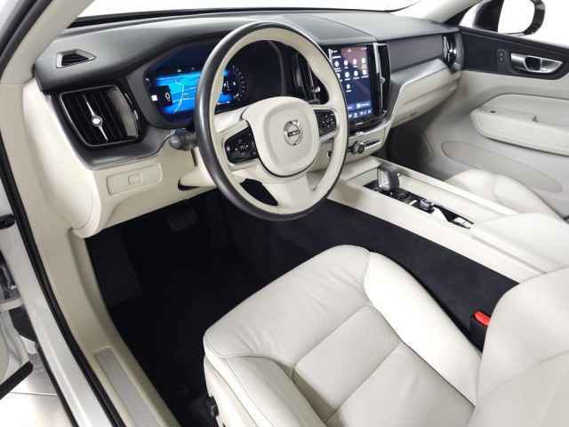 Used 2024 Volvo XC60 B5 Core w/ Protection Package Premier AWD/4WD image 18