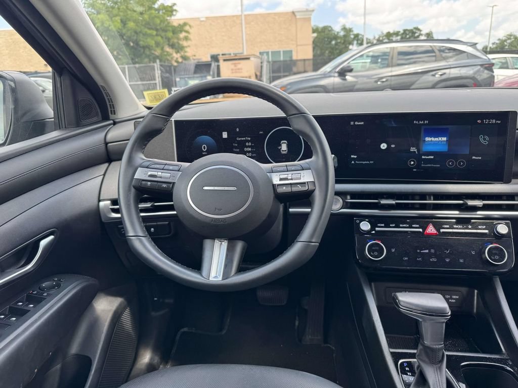 Used 2025 Hyundai Tucson SEL AWD/4WD image 15