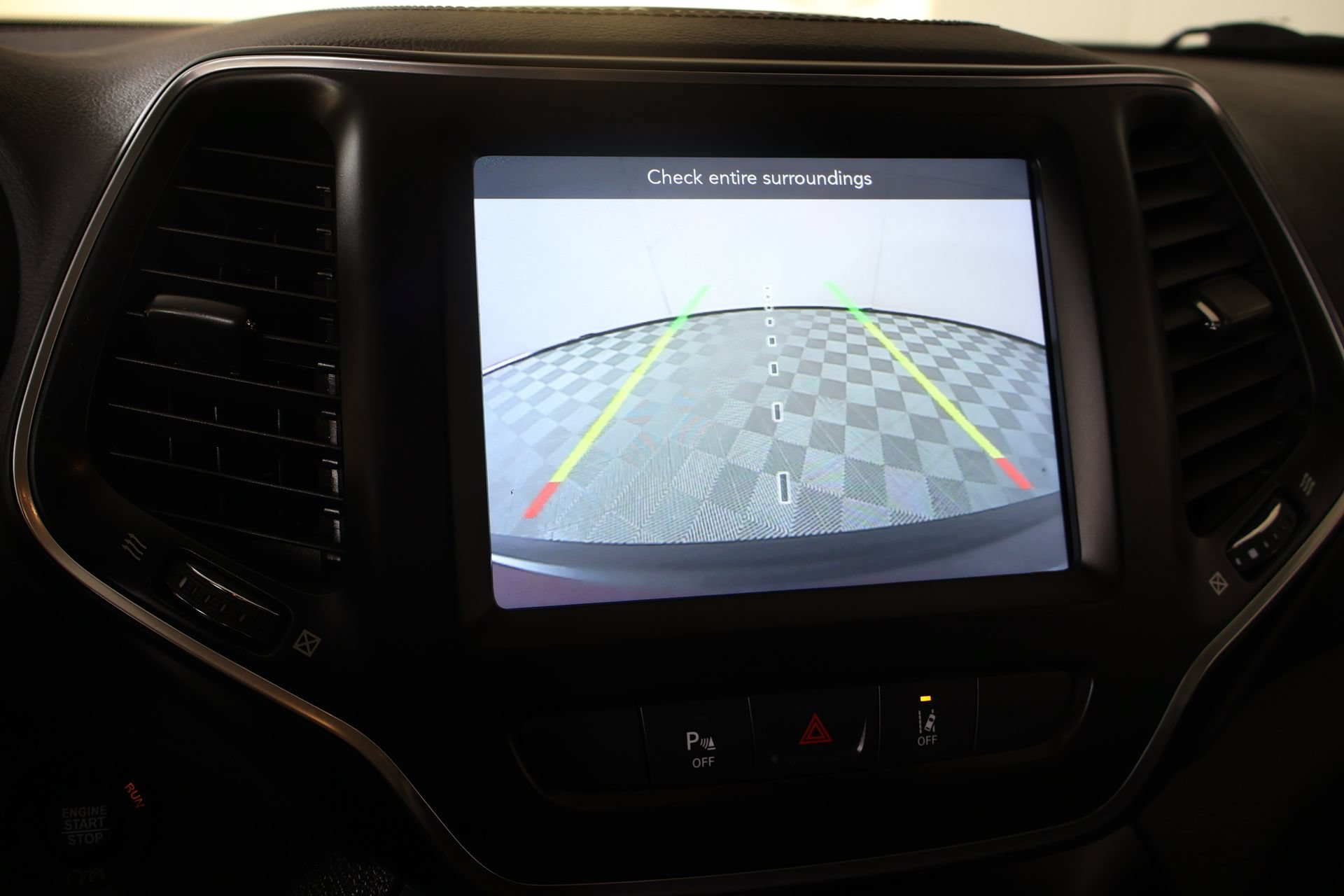 Used 2021 Jeep Cherokee Latitude Lux 80th Anniv w/ Quick Order Package 2YU 80th FWD image 6