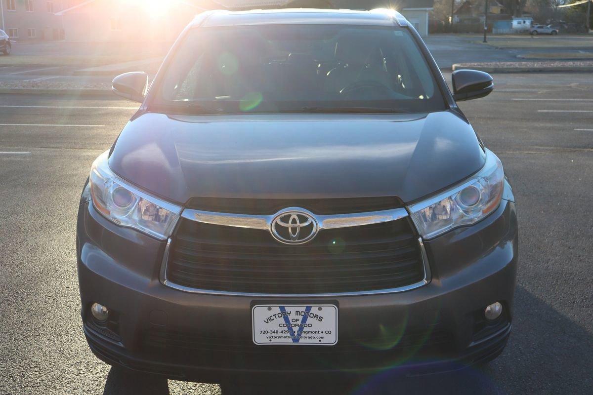 Used 2014 Toyota Highlander XLE image 12