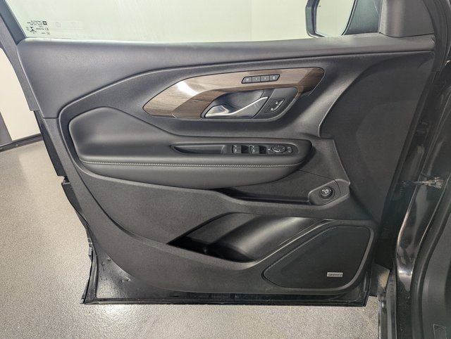 Used 2020 GMC Terrain Denali w/ GMC Pro Grade Package image 7
