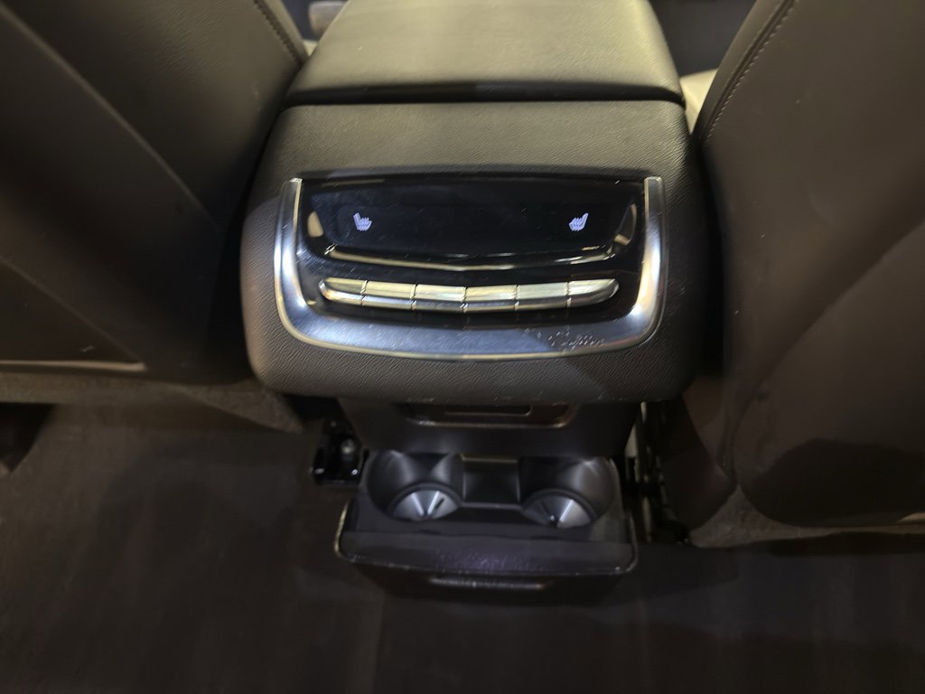 Used 2021 Cadillac XT6 Premium Luxury image 27