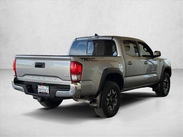 Used 2017 Toyota Tacoma TRD Off-Road w/ Tow Package image 5