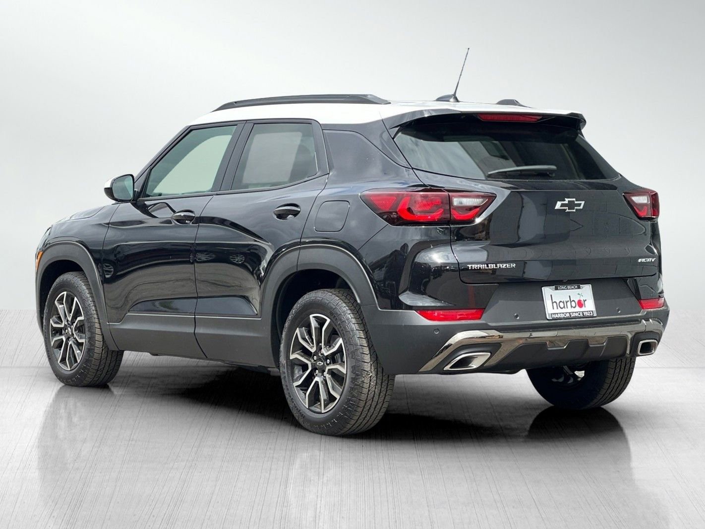 New 2025 Chevrolet TrailBlazer ACTIV w/ Convenience Package FWD image 6