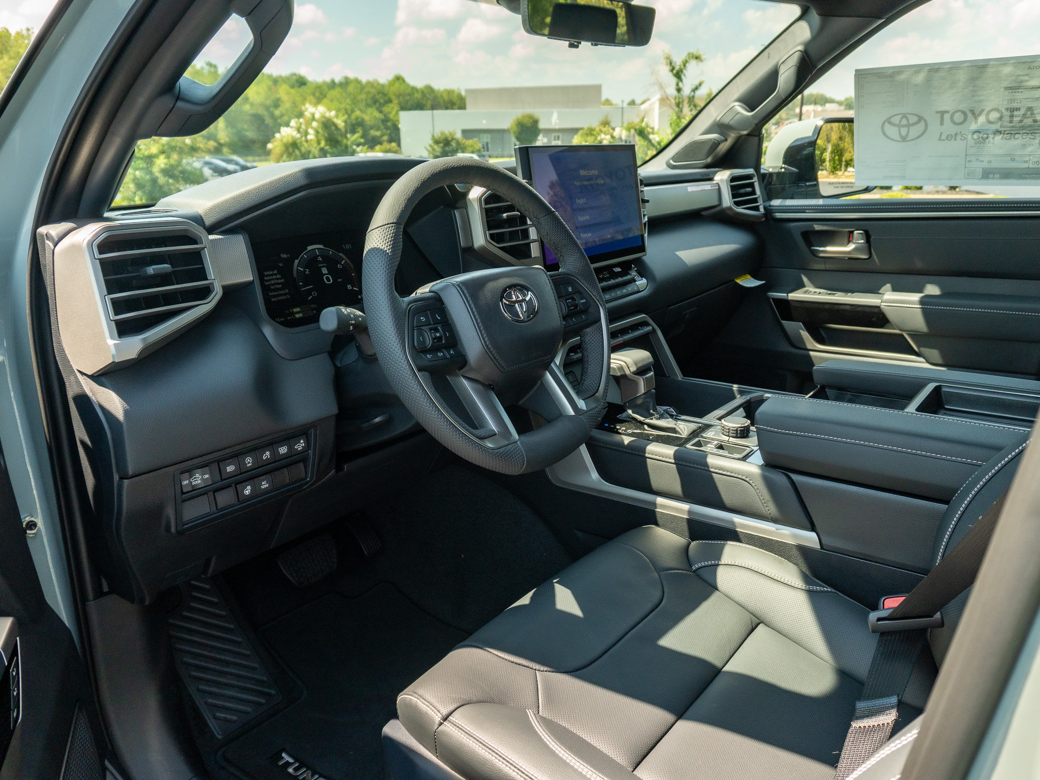 New 2026 Toyota Tundra Limited AWD/4WD image 10