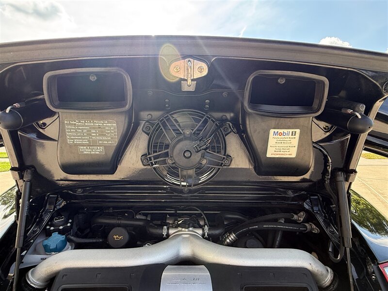 Used 2011 Porsche 911 Turbo AWD/4WD image 54