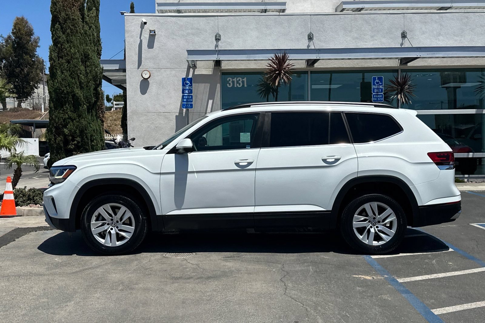 Used 2021 Volkswagen Atlas S FWD image 7