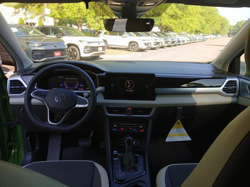 New 2026 Volkswagen Taos SE AWD/4WD image 12