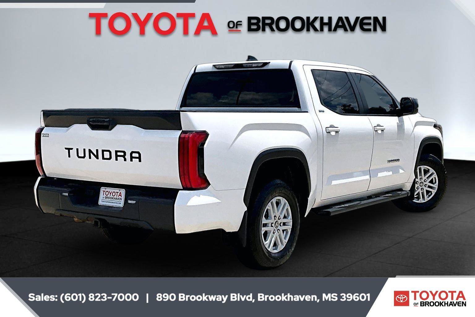 Used 2024 Toyota Tundra SR5 w/ SR5 Premium Package RWD image 11