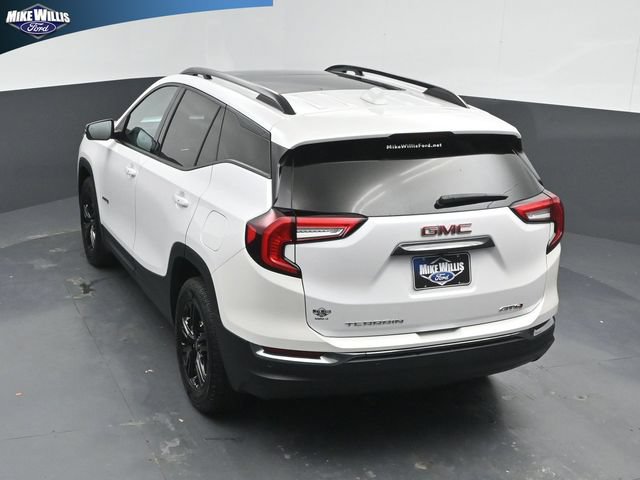 Used 2024 GMC Terrain AT4 AWD/4WD image 13