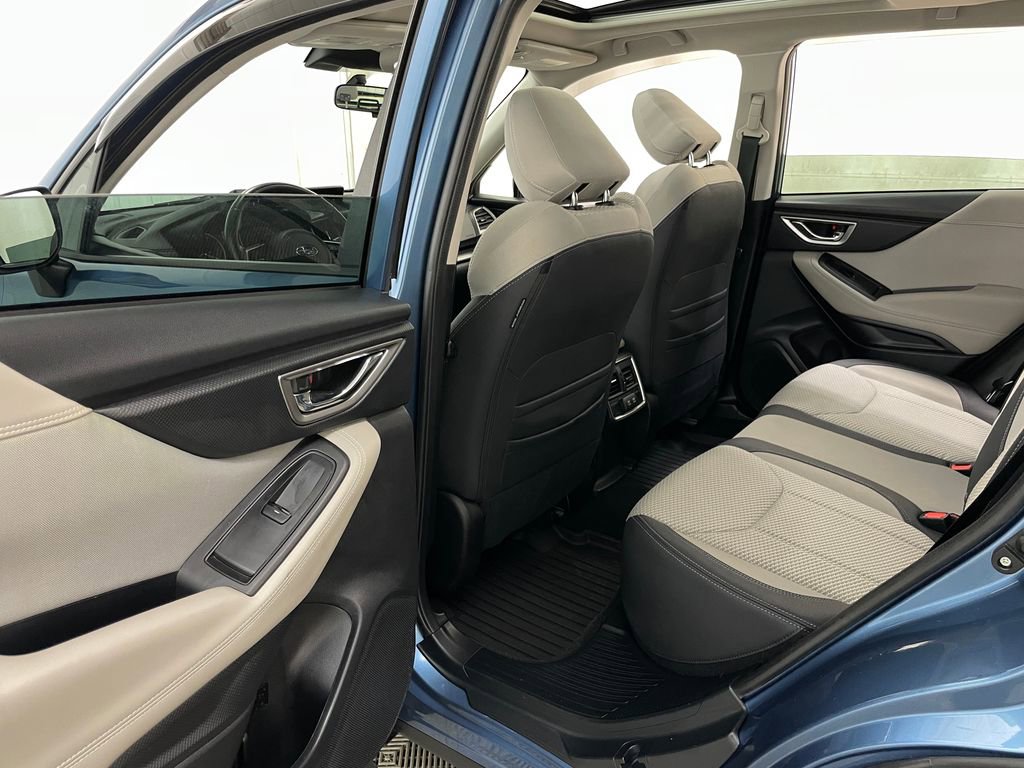 Used 2022 Subaru Forester Premium AWD/4WD image 44