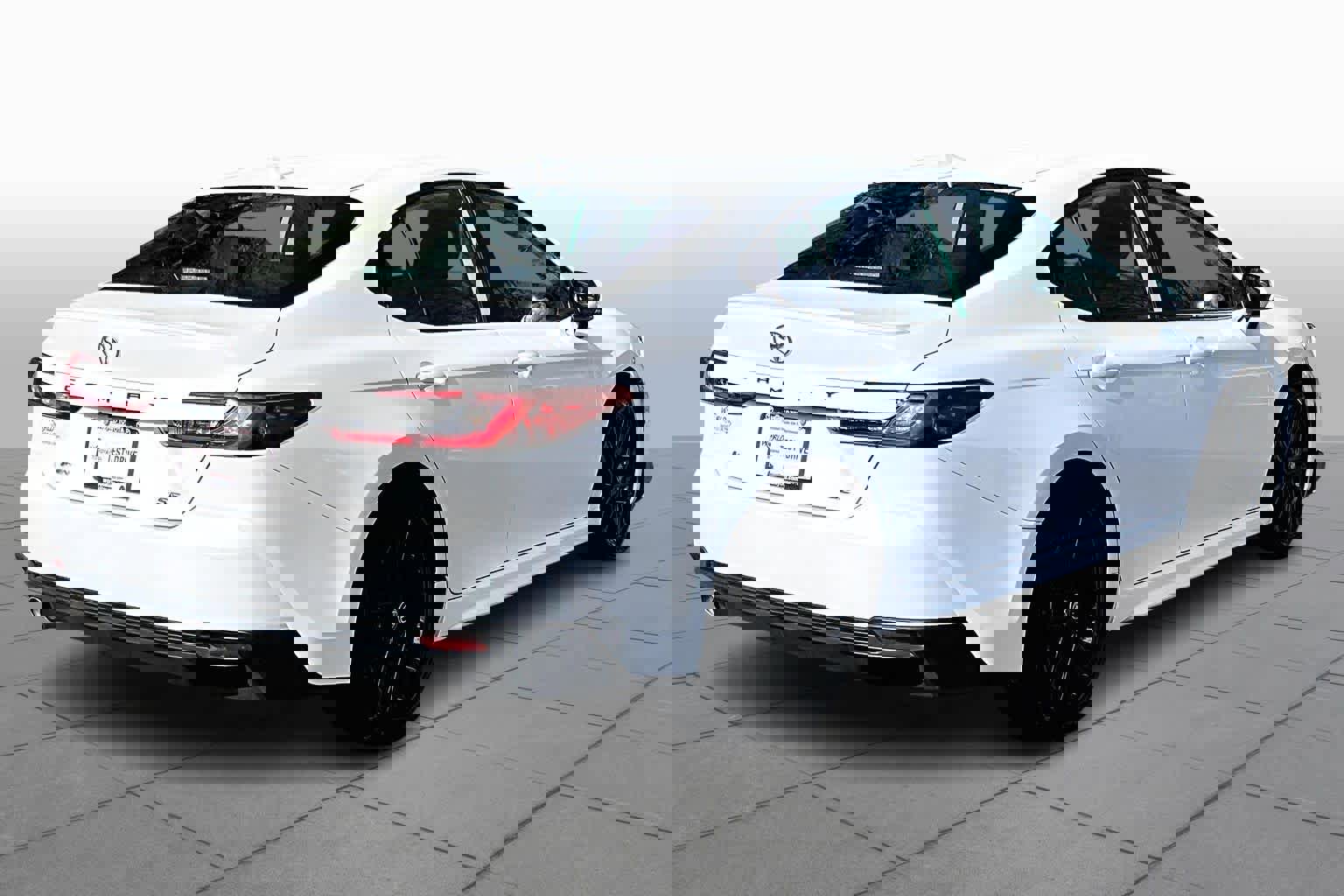 Certified 2025 Toyota Camry SE image 13