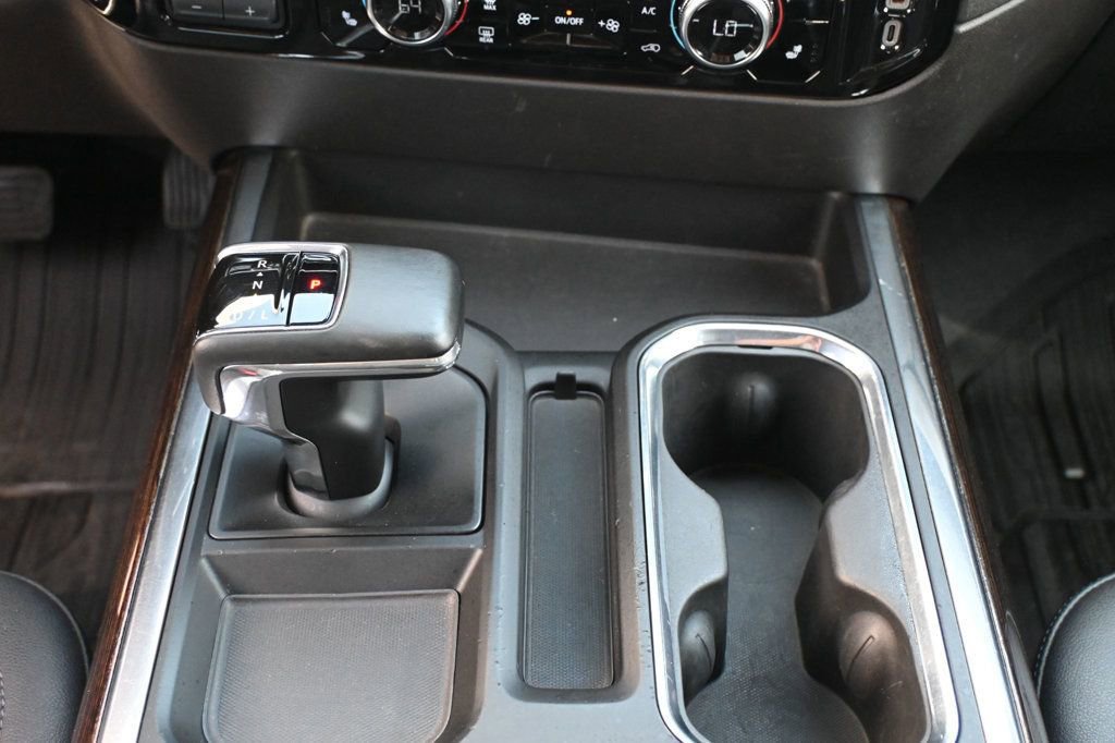 Used 2023 GMC Sierra 1500 Elevation w/ Elevation Premium Package AWD/4WD image 18